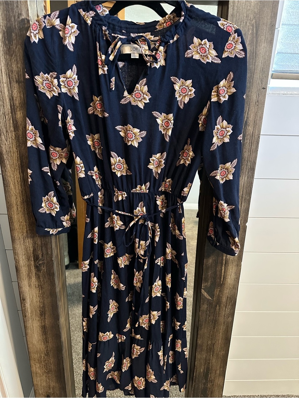 LOFT Petite Navy Floral Midi Dress XSP Boho Cottagecore Wedding Business Casual